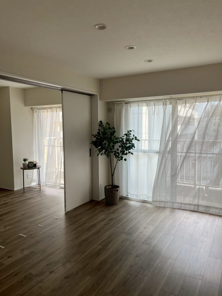 隠れ家的なDENがキッチン脇に【フルリノベーション｜江戸川区｜マンション】