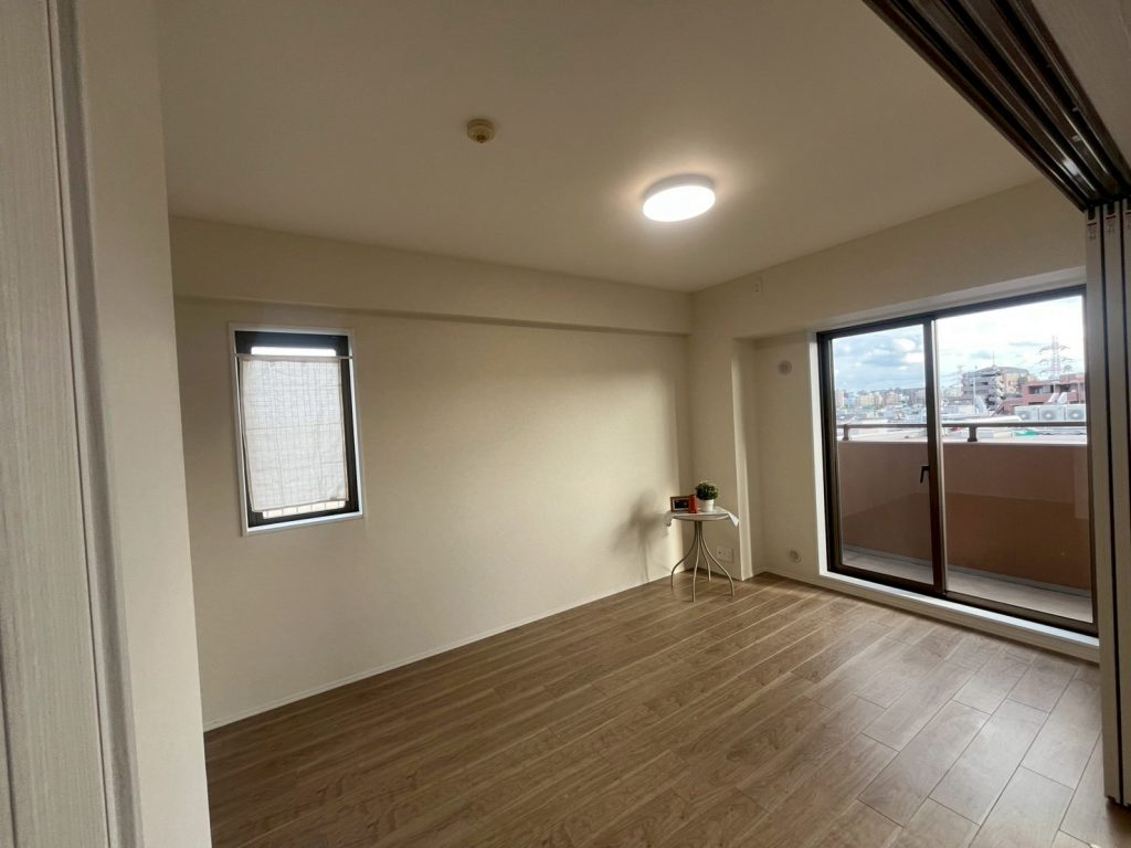 カスタムバニティで自由な洗面空間を　【フルリノベーション｜江戸川区｜マンション】　　　　　　　　　　　　　　　　　　　　　　　　　　