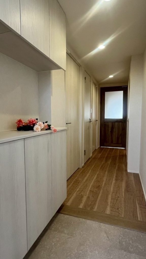 カスタムバニティで自由な洗面空間を　【フルリノベーション｜江戸川区｜マンション】　　　　　　　　　　　　　　　　　　　　　　　　　　